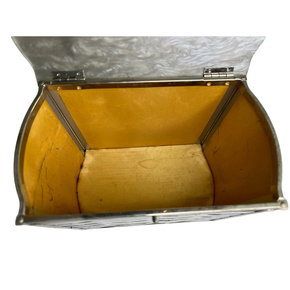 Vintage Majestic Handbag Lucite Handle Chrome Box Metal Weave Design - Picture 7 of 13